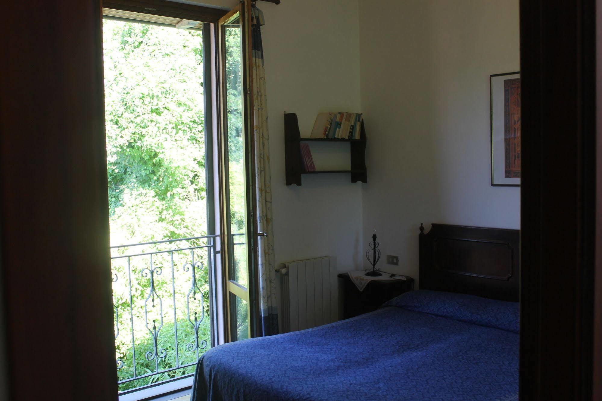 Podere"Sulle Soglie Del Bosco" Appartament And Rooms Pescia Exterior photo